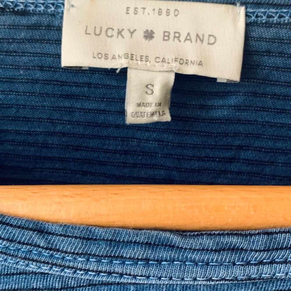 Lucky Brand Blue Striped Crop Short Sleeve Top - Picture 3 of 4